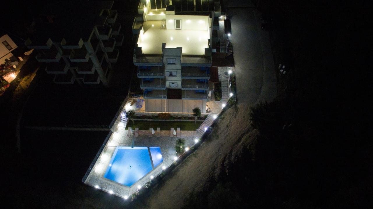 Perivolos Apartments Dhërmi Buitenkant foto